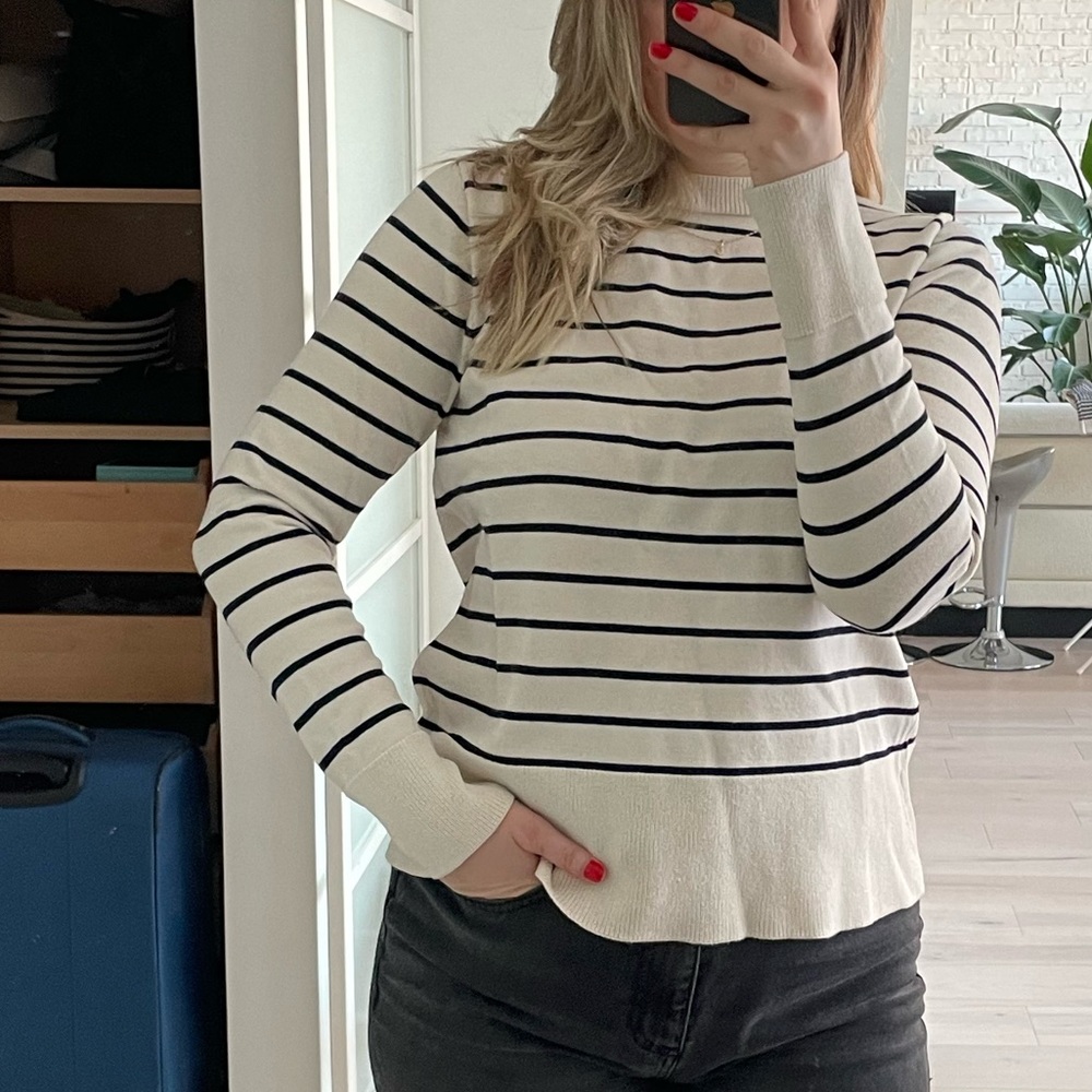 Zara striped sweater small